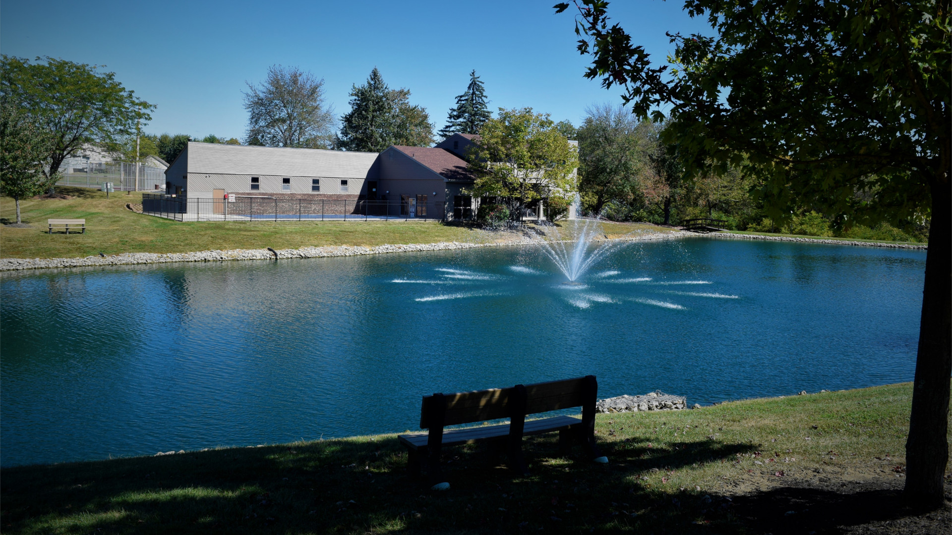 HHOA Pond with Bench